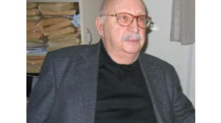 Usta Gazeteci İzzet Sedes Vefat Etti