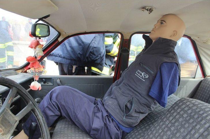 Sıkışmalı Kaza Tatbikatı Gerçeğini Aratmadı G2