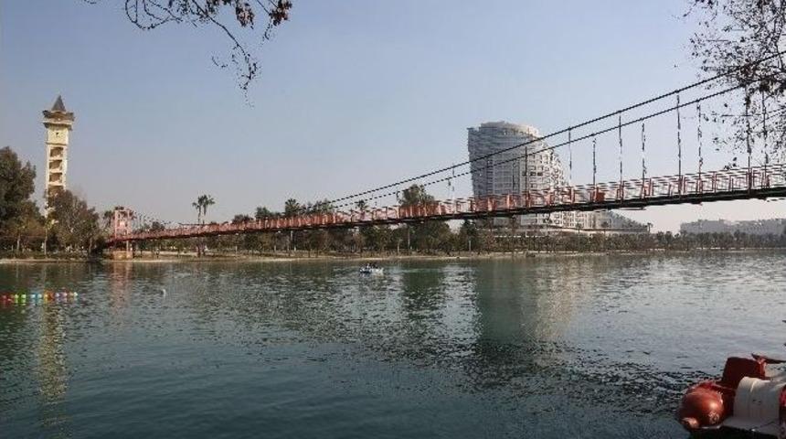 Fırtınada Hasar G&ouml;ren Sinanpaşa Asma K&ouml;pr&uuml;s&uuml; Onarıldı