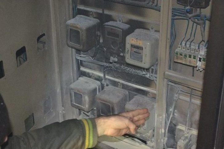 Elektrik Kontağından Çıkan Yangın Korkuttu