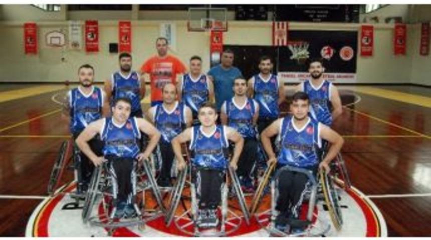 G&uuml;ney Derbisinde G&uuml;len Taraf B&uuml;y&uuml;kşehir Gaziantepspor