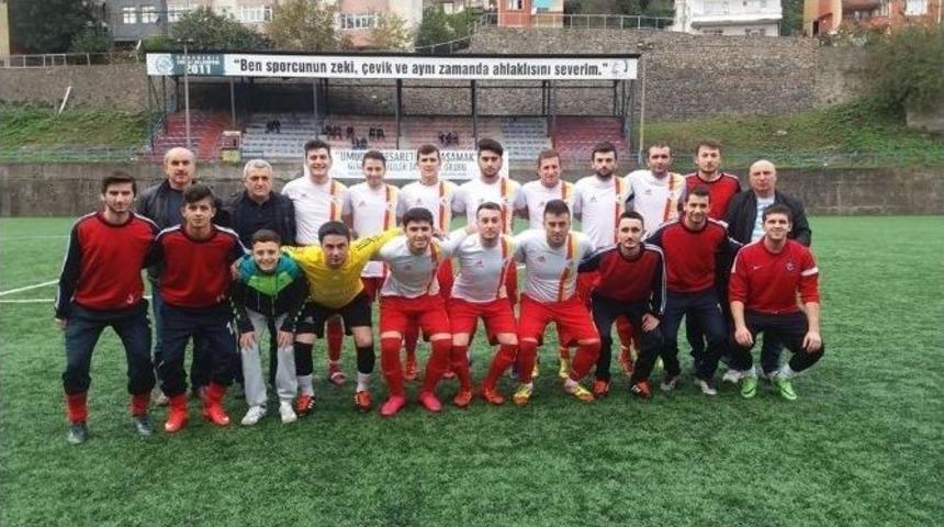 G&uuml;l&uuml;&ccedil; Belediyespor Şampiyonluğunu İlan Etti