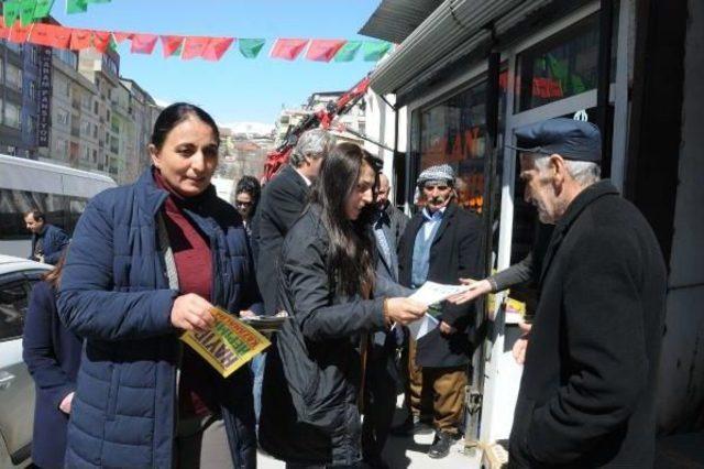 Hdp Hakkari'de 15 Bin 'hayır' El Ilanı Dağıttı