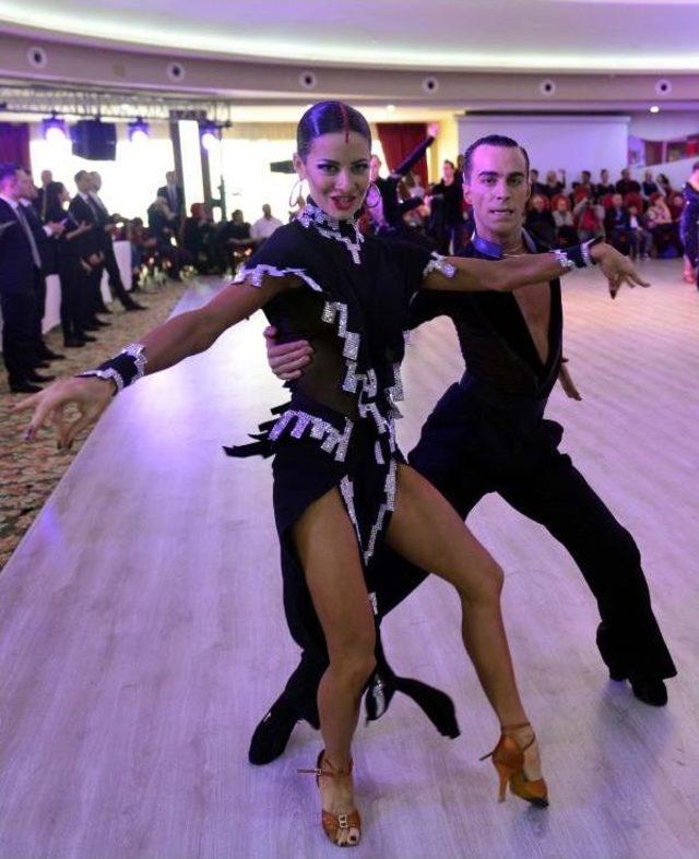 Uluslararası Dans Yarışmasında T&uuml;rk &Ccedil;ift Birinci Oldu 1