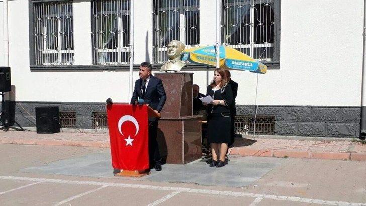 25. Dönem Ak Parti Milletvekili Yaşar Karayel: "bu Nesli Vatanını Seven Bir Nesil Olarak Yetiştirmek Hepimizin Görevidir" G1