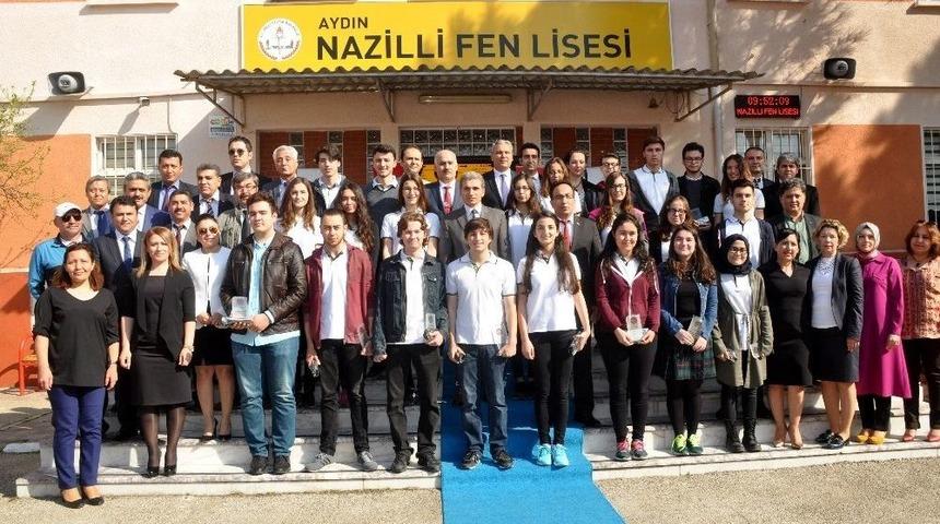 Nazilli Fen Lisesinde Ygs Şampiyonları &Ouml;d&uuml;llendirildi