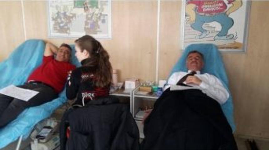 Kızılay Mobil Kan Toplama Aracı Aşkale&rsquo;de