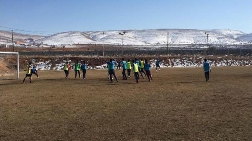 Elazığspor Altyapısını G&uuml;&ccedil;lendiriyor