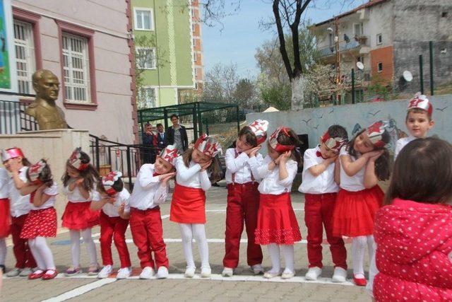 Miniklerden &rdquo;sayıların Dansı&rdquo; G&ouml;sterisi 3