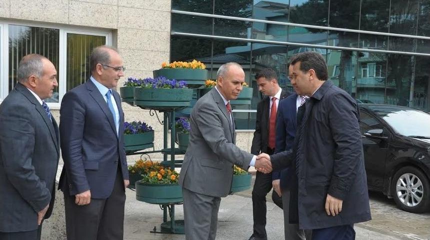 Vali &Ccedil;elik, İller Bankası B&ouml;lge M&uuml;d&uuml;rl&uuml;ğ&uuml;&rsquo;n&uuml; Ziyaret Etti