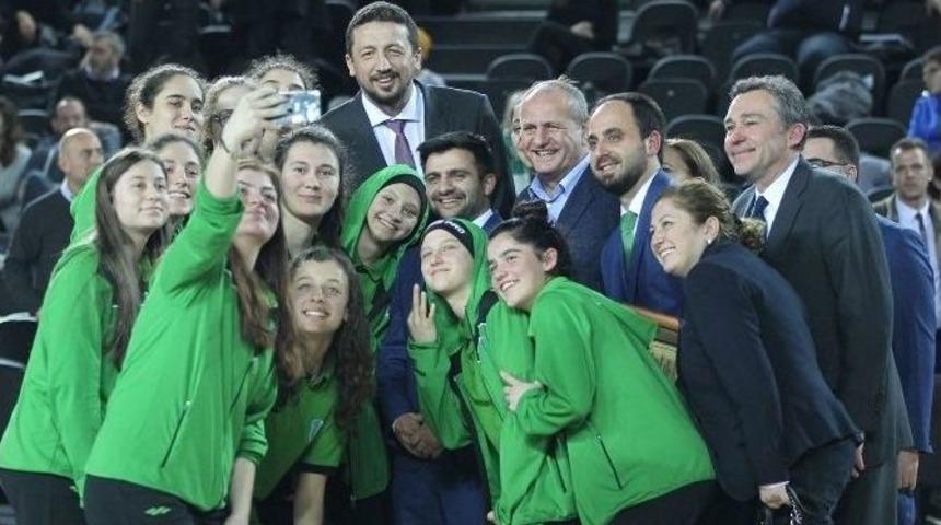 Başkan Keleş, "&ouml;d&uuml;lle Gurur Duyduk"