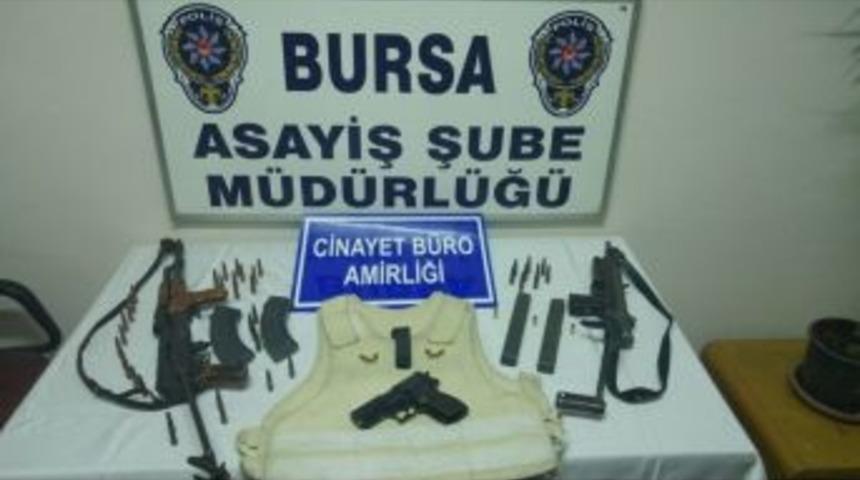 Firari Cinayet Zanlısı &Ccedil;elik Yelekle Yakalandı