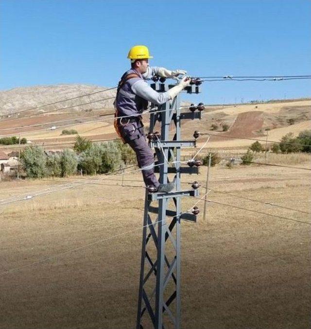 Çedaş, Kayıp-kaçak Oranını Yüzde 33 Düşürdü