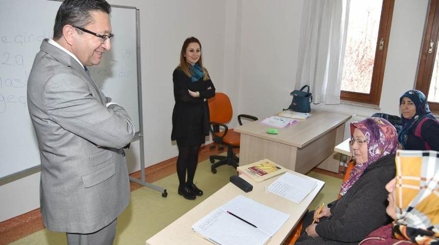 Başkan Tiryaki Z&uuml;beyde Hanım Mahallesi&rsquo;nde