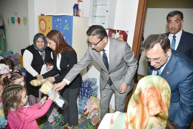 Başkan Tiryaki Z&uuml;beyde Hanım Mahallesi&rsquo;nde 1