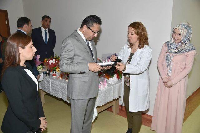 Başkan Tiryaki Z&uuml;beyde Hanım Mahallesi&rsquo;nde 3