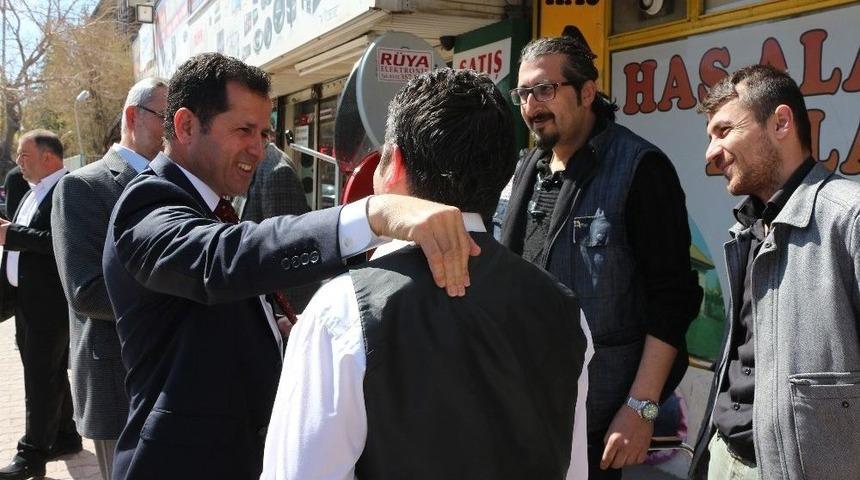 Milletvekili Altunyaldız, Esnafla Bir Araya Geldi