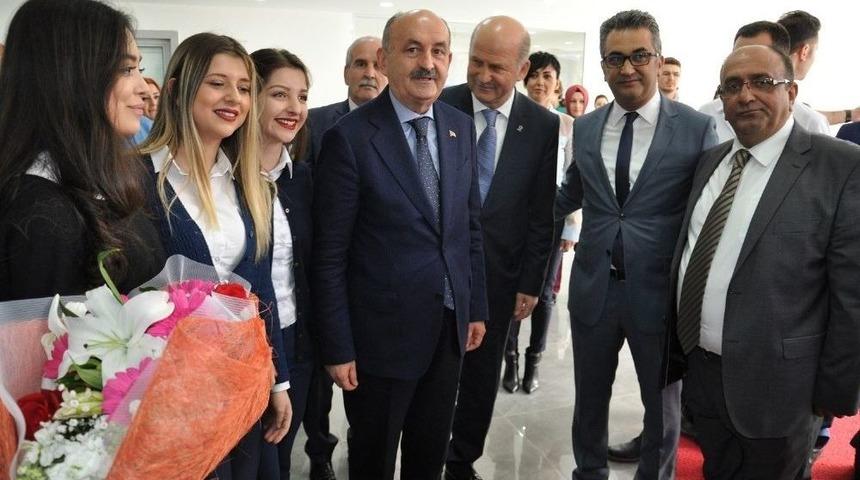 M&uuml;ezzinoğlu&rsquo;ndan &Ouml;zel Esentepe Hastanesi&rsquo;ne Tam Not