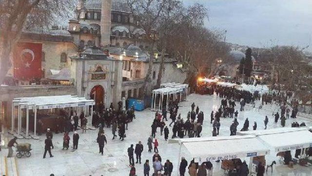 Camilere Standart Geliyor 1