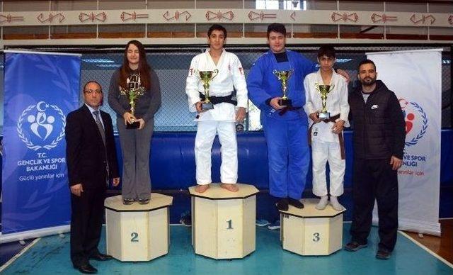 B&uuml;y&uuml;kşehirin Judocuları Yine Zirvede 2