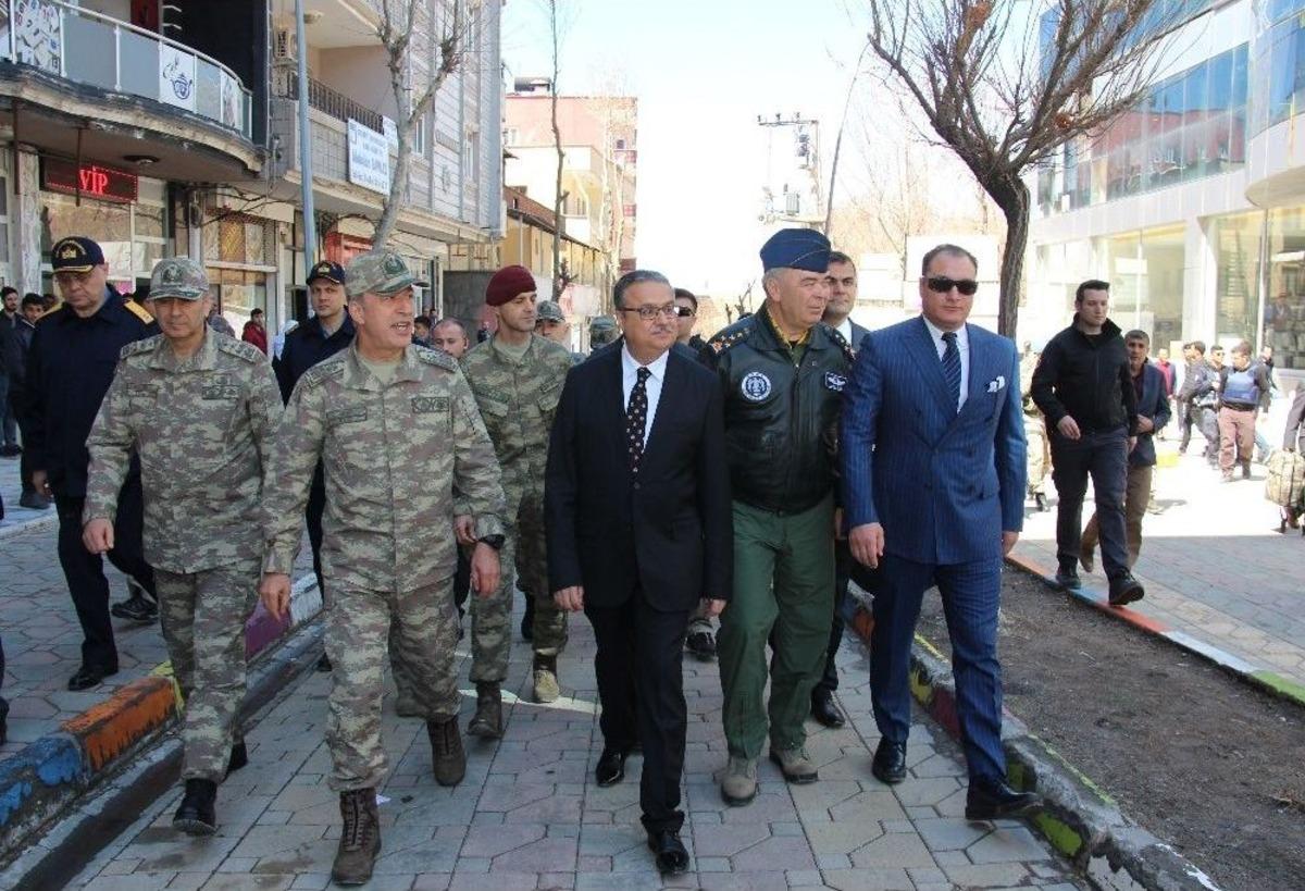 Genelkurmay Başkanı Akar Şırnak&rsquo;ta