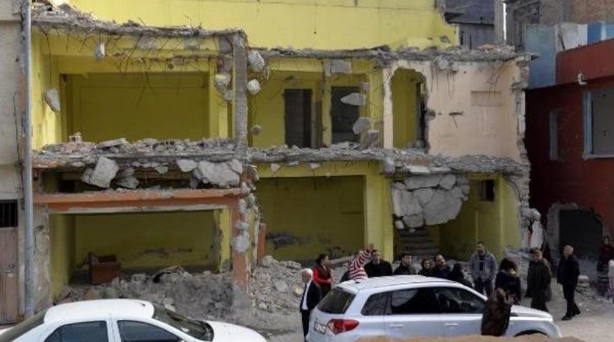 Adana'da Kentsel D&ouml;n&uuml;ş&uuml;mdeki Kamulaştırma Bedellerine Tepki