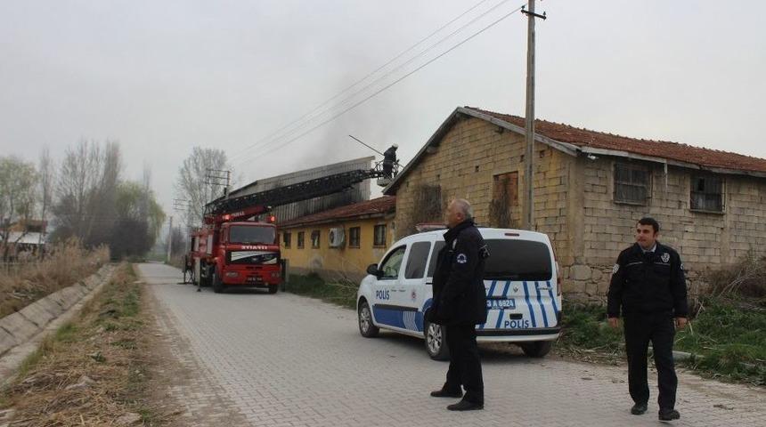 Mantar &Uuml;retim Tesisinde Yangın Korkuttu