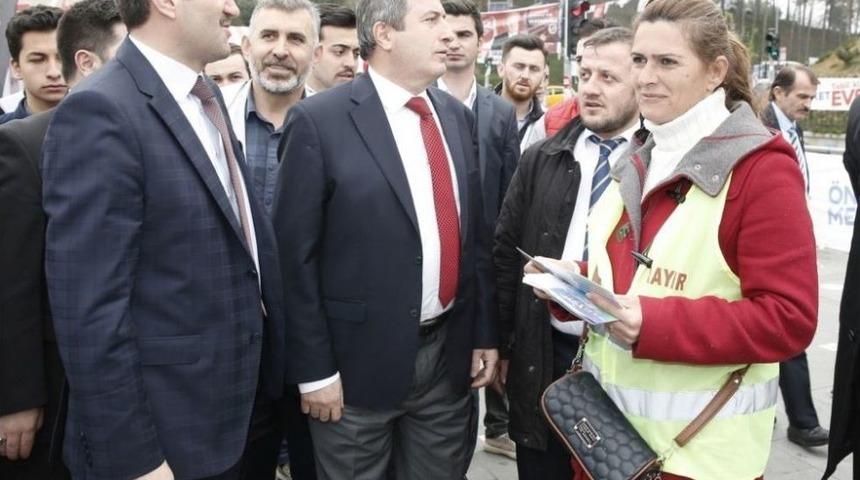 Ak Parti İl Başkanı Selim Temurci&rsquo;den Otob&uuml;s Şof&ouml;rlerine S&uuml;rpriz Ziyaret