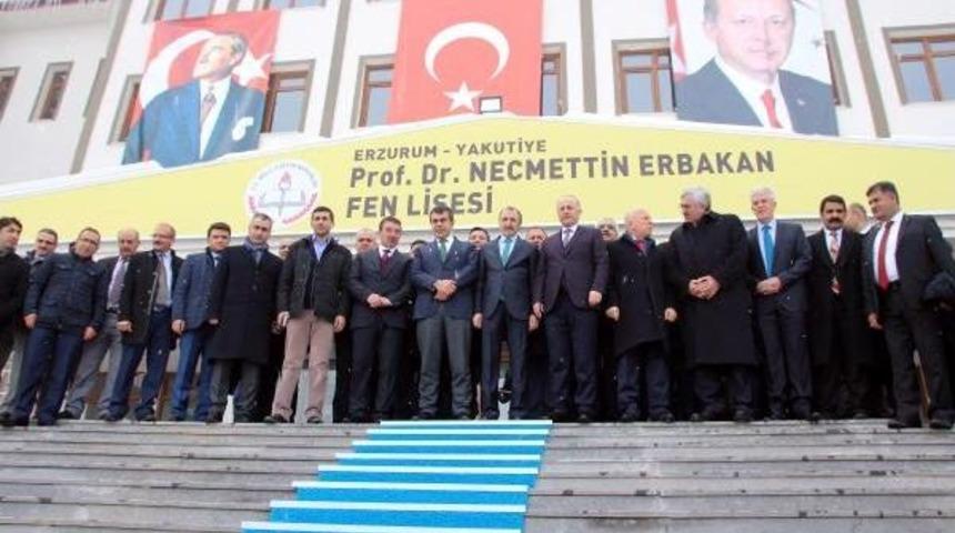 M&uuml;steşar Tekin'den &Ouml;ğrenciye M&uuml;jde: M&uuml;fredat Hafifletildi