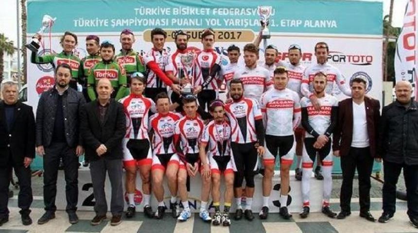 T&uuml;rk Vatandaşı Olmayan Sporcular T&uuml;rkiye Şampiyonasında Yarıştı