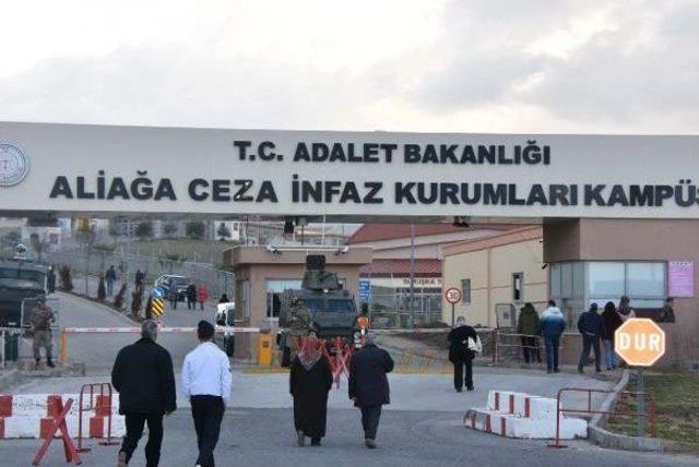 İzmir de 270 Sanıklı Fet&ouml; Davasının G&ouml;r&uuml;lmesine Devam Edildi 1