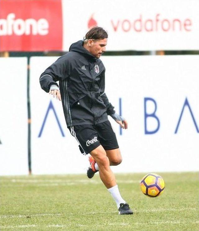 Beşiktaş’ta Karabükspor Maçı Hazırlıkları Başladı