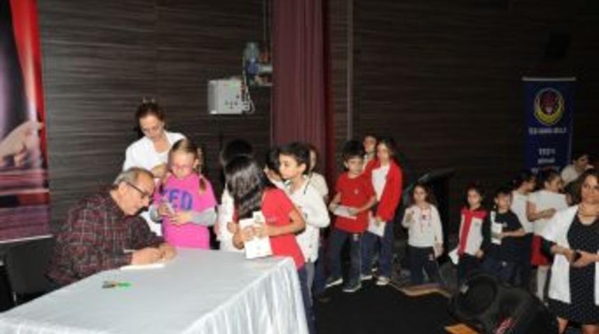 Ataol Behramoğlu&rsquo;ndan Şiir Ziyafeti