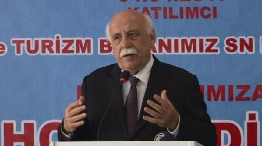K&uuml;lt&uuml;r Bakanı Avcı: El Yazısından Vazge&ccedil;ilmiş Değil