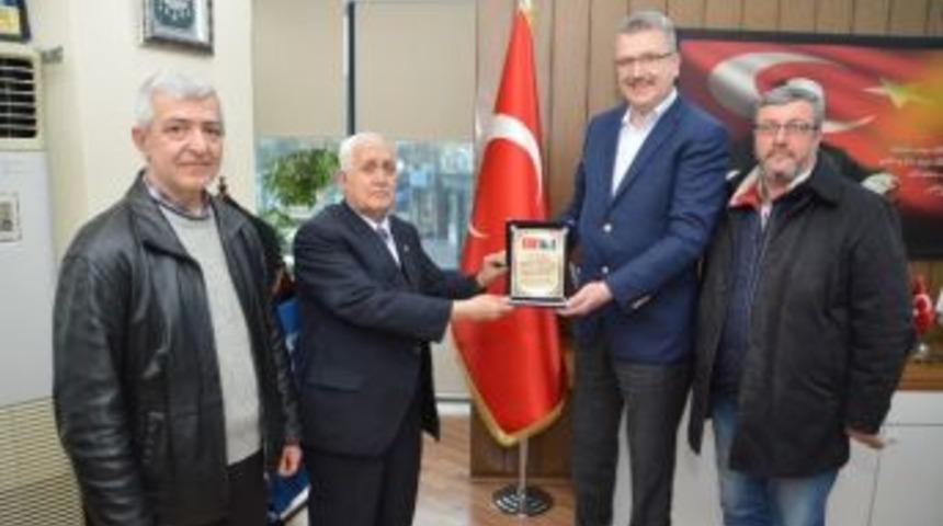 Bosna Derneği&rsquo;nden &Ouml;zkan&rsquo;a Ziyaret