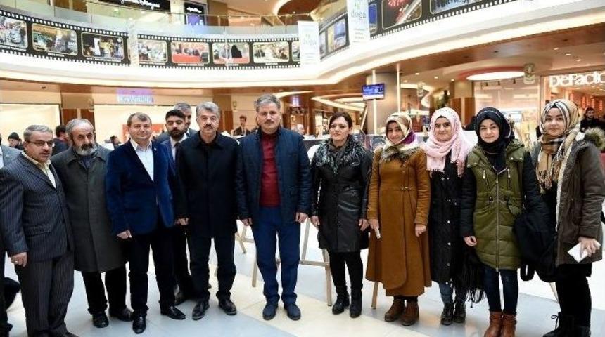Başkan &Ccedil;akır &rsquo;necmettin Erbakan Resim Sergisi&rsquo;ni Gezdi
