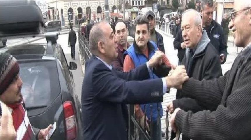 G&uuml;rsel Tekin: Bu Kadar Bekleteceğiniz Bir Anayasa Paketini Niye Bu Kadar Aceleye Getirdiniz?