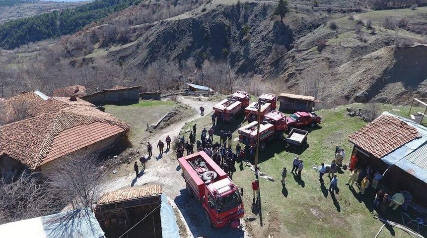 &Ccedil;ankırı&rsquo;da K&uuml;le D&ouml;nen K&ouml;y Havadan G&ouml;r&uuml;nt&uuml;lendi