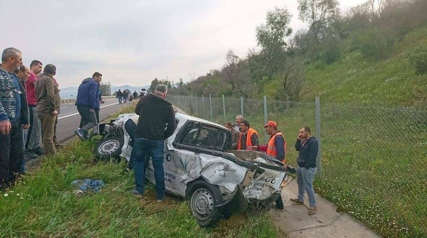 S&ouml;ke&rsquo;de Zincirleme Trafik Kazasında; 1&rsquo;i Ağır 4 Yaralandı