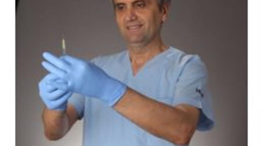 Do&ccedil;. Dr. Akbaş: &ldquo;botoks G&uuml;zellik Salonlarında Veya Kuaf&ouml;rlerde Yapılamaz&rdquo;