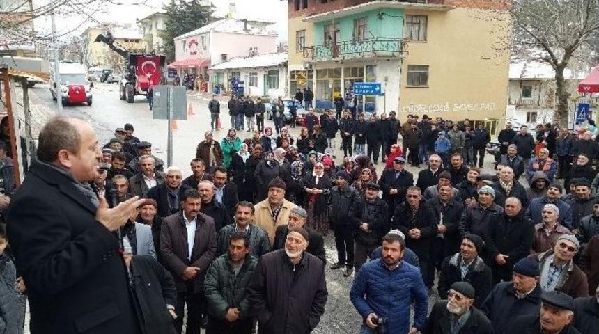 Ak Parti &Ccedil;orum İl Başkanı Mehmet Karadağ;