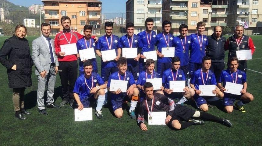 &Ccedil;im Hokeyinde Finalistler Belli Oldu