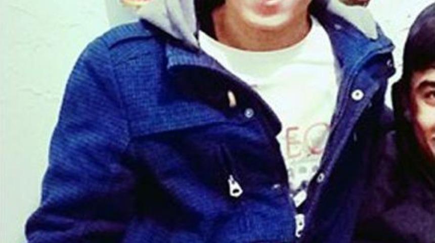 &Ouml;ğretmene Kızdı, 2'nci Kattaki Sınıftan Atladı