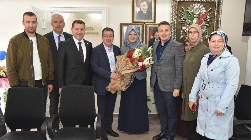 Ak Parti, Mhp Ve &Uuml;lk&uuml; Ocakları "evet" Diyor