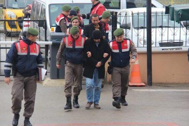 Yunanistan'a Kaçarken Yakalanan Eski Öğretim Üyesi Tutuklandı (2)