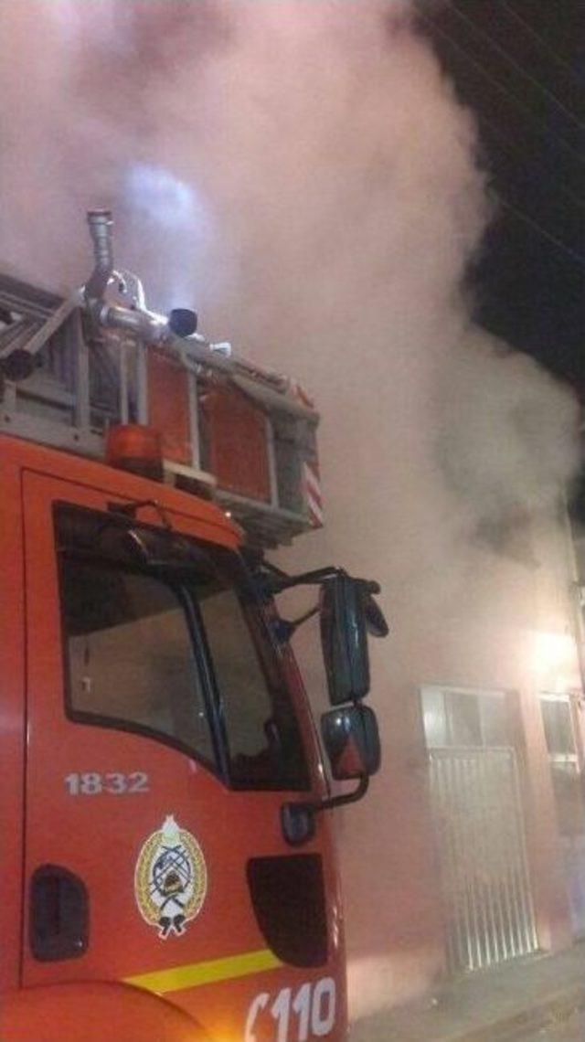 Evinin Yanmasına Neden Olan Kiracısından Şikayet&ccedil;i Oldu 1