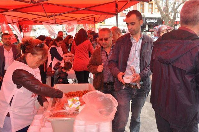 Merhum Alparslan Türkeş Ölüm Yıl Dönümünde Lokma Dağıtıldı