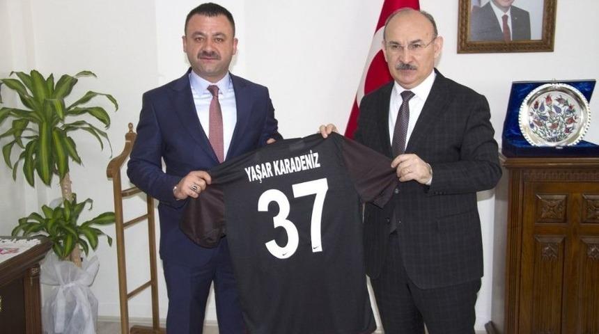Kastamonuspor 1966 Kul&uuml;p Başkanı Babaş, Vali Karadeniz&rsquo;i Ziyaret Etti