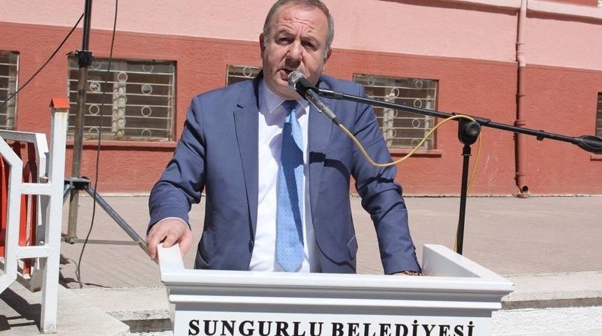 Alparslan T&uuml;rkeş Sungurlu&rsquo;da Dualarla Anıldı