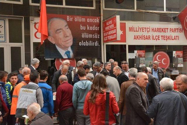 Alparslan T&uuml;rkeş Akhisar&rsquo;da Anıldı 1